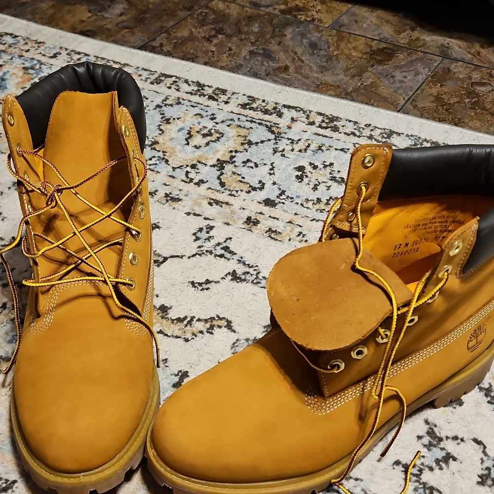 Meens Brown Timberland Boots NEW never Worn Box Not Included No Tags